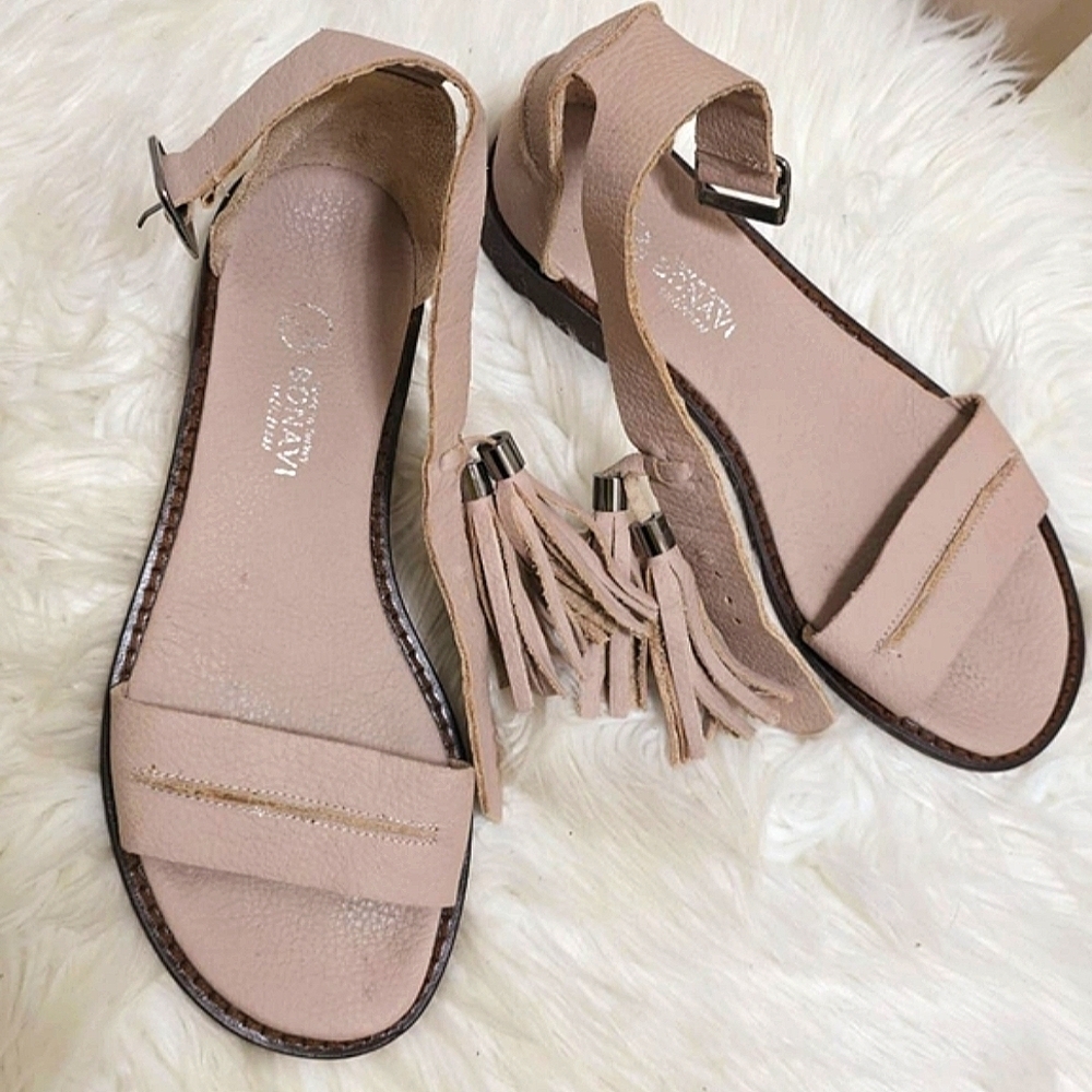Bonavi Open Toe Tassel Ankle Strap Gladiator Leather Sandals. Size 7🌴✌️